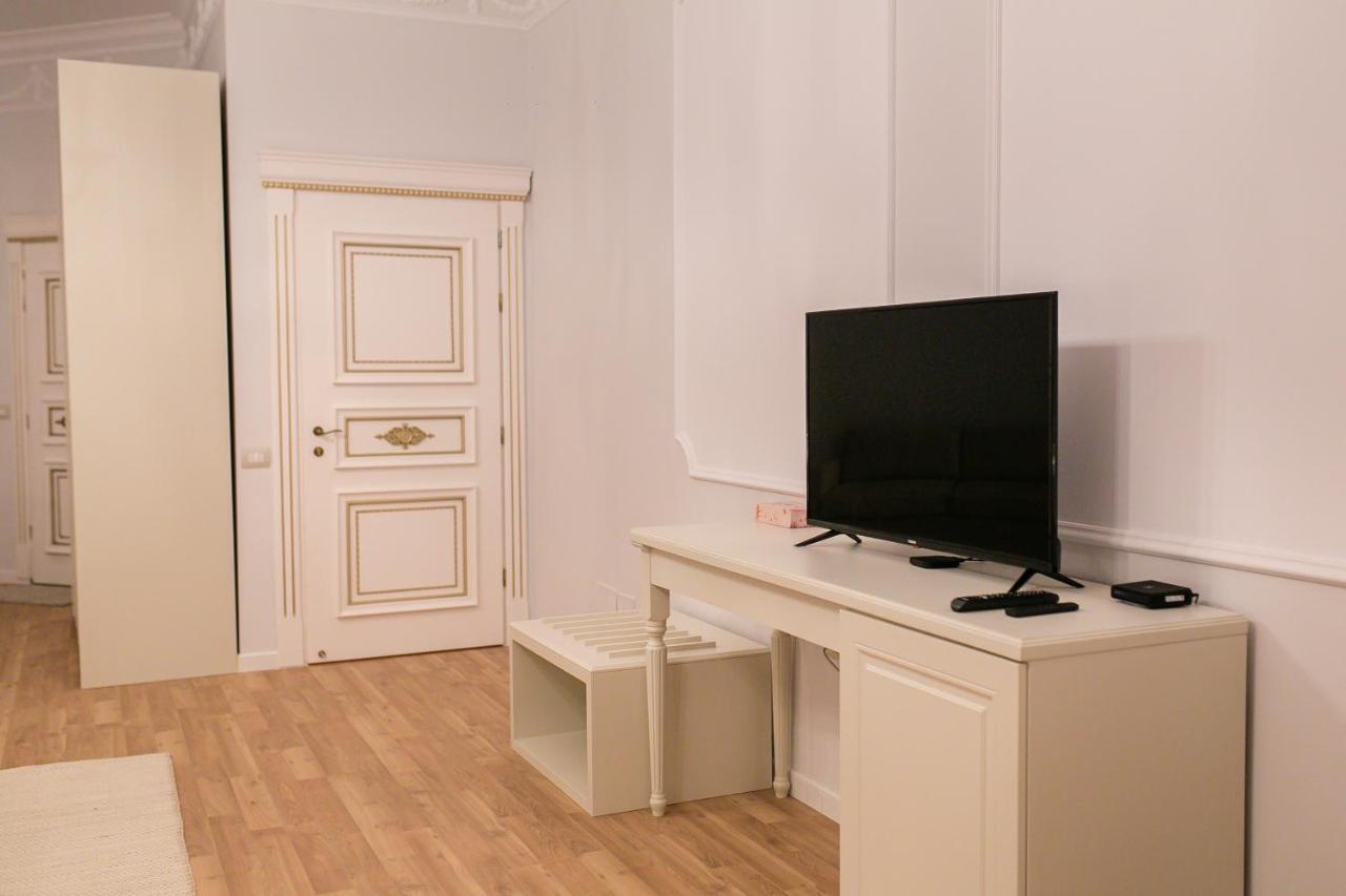 Vila Ferdinand Modern Rooms In Tirana'S Center Zewnętrze zdjęcie