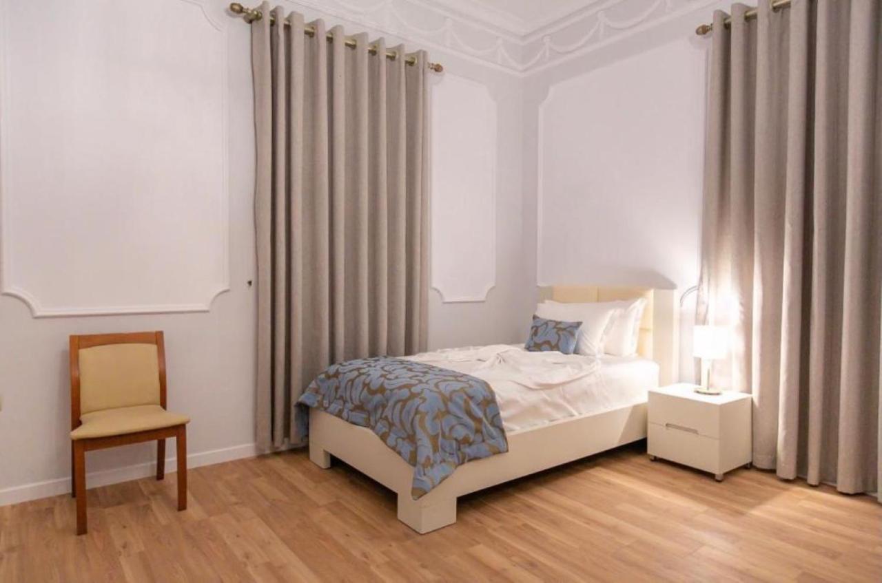 Vila Ferdinand Modern Rooms In Tirana'S Center Zewnętrze zdjęcie