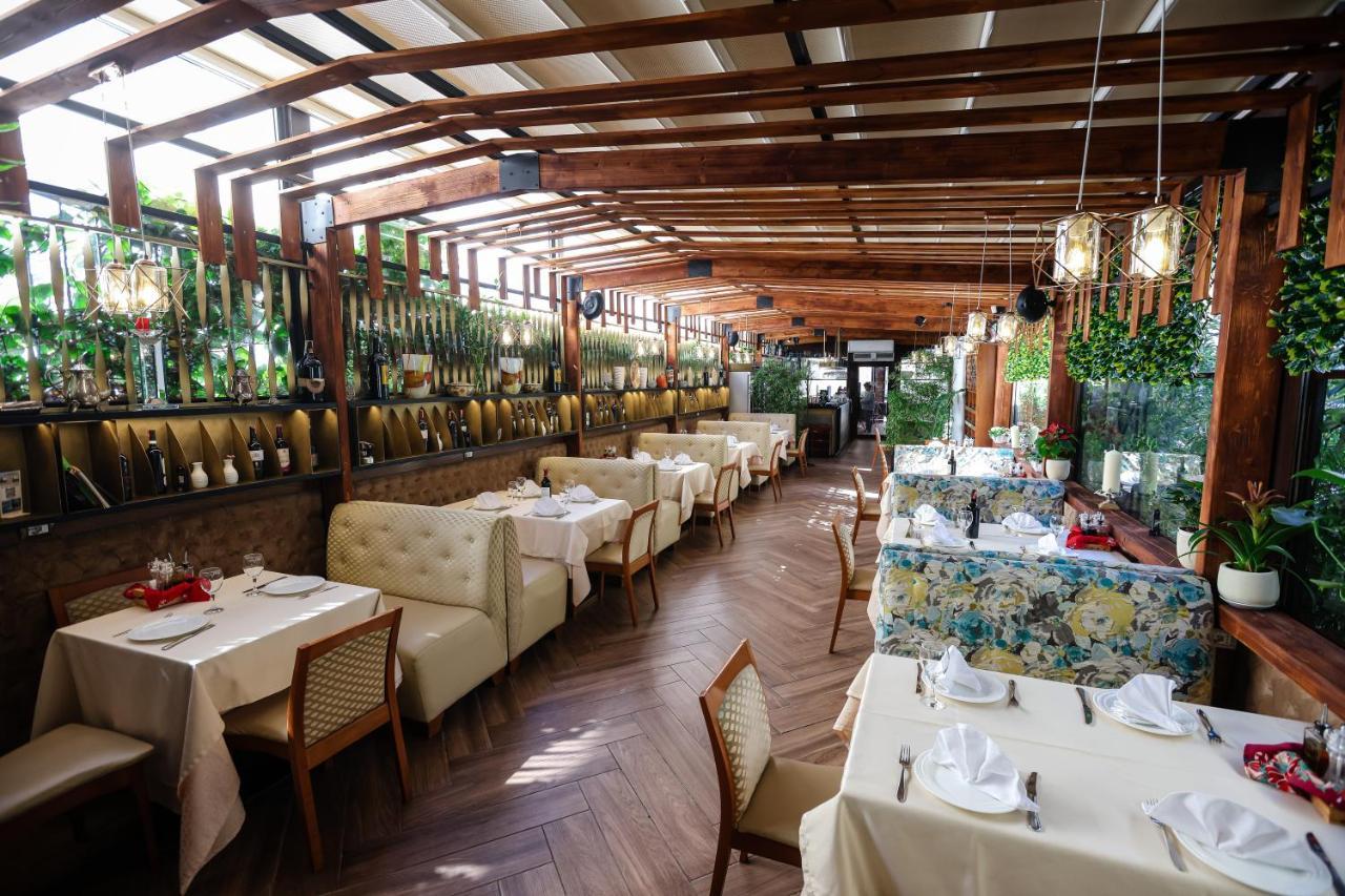Vila Ferdinand Modern Rooms In Tirana'S Center Zewnętrze zdjęcie